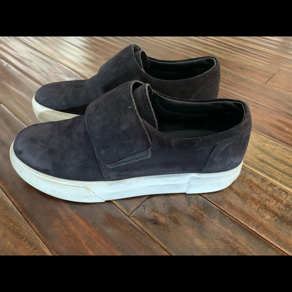 VINCE Suede Velcro Sneakers in Navy Blue - Picture 4 of 6